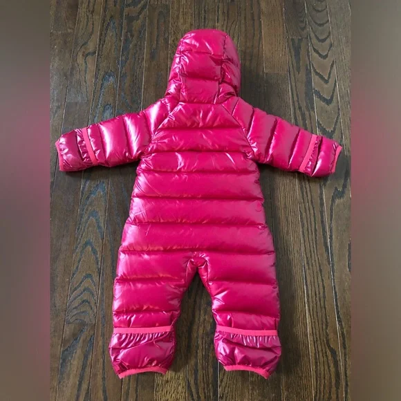 Patagonia Infant Girls NB Hot Pink Hi-Loft Down High-Pile Fleece Hooded Bunting - Picture 12 of 12